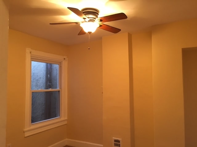 Building Photo - 708 Property