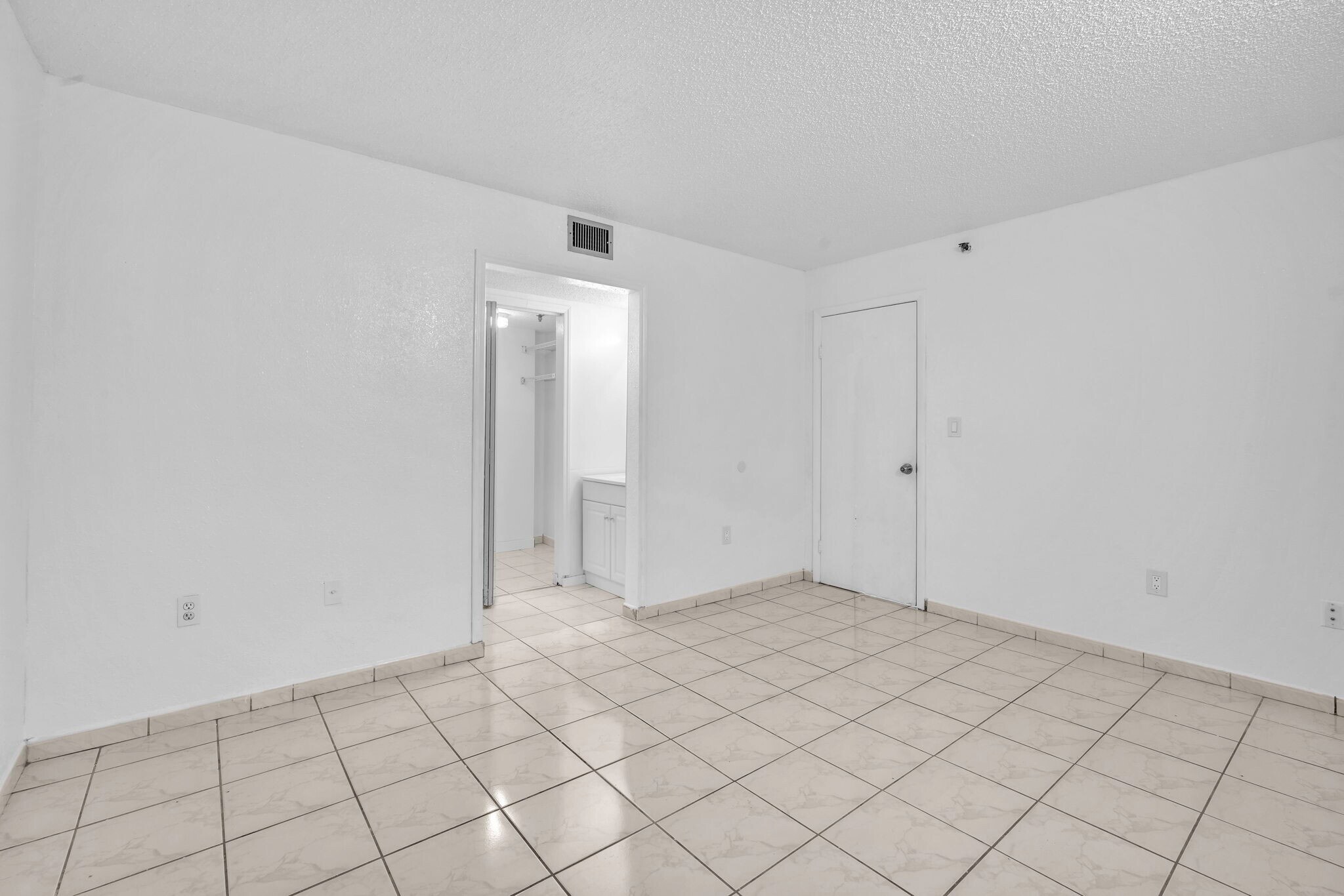 Building Photo - 5249 NW 7th St