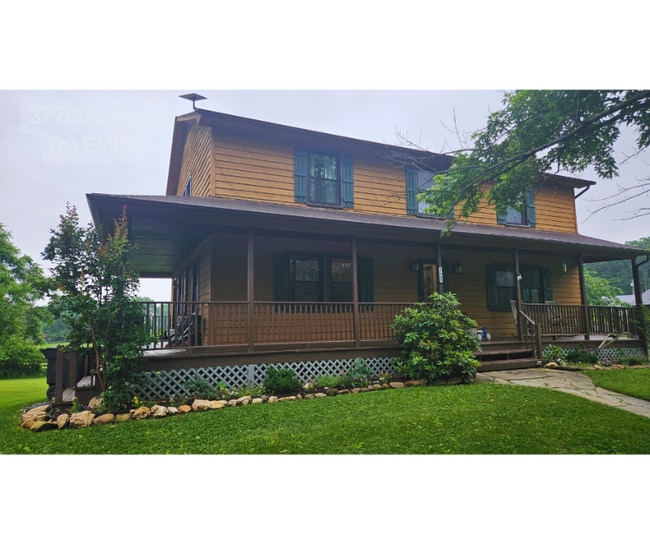 Building Photo - 37789 Laramy Ln