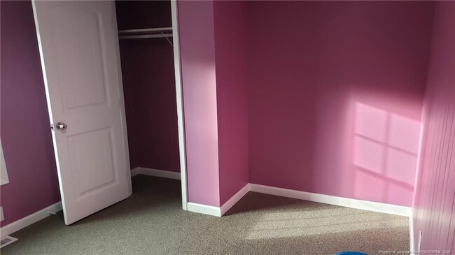 Building Photo - 342 Noble Dr