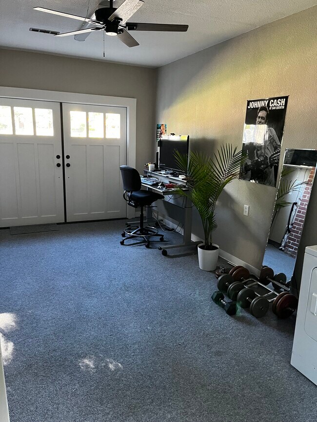 Building Photo - 3429 Bernal Ave