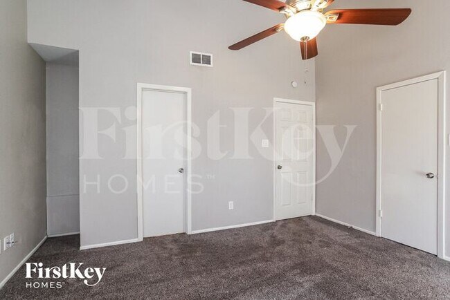 Building Photo - 4831 Tealgate Dr