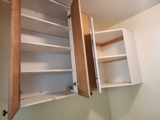 Building Photo - 2105 Larkspur Dr