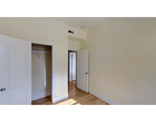 Building Photo - 306 Dudley St