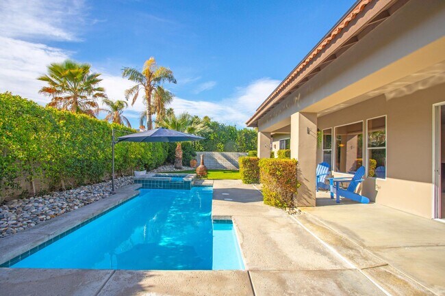 Building Photo - 74629 Lavender Way