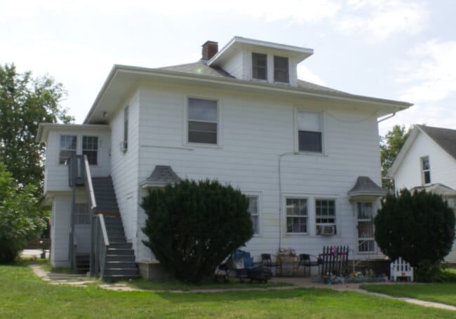 Primary Photo - 1629 Washington St