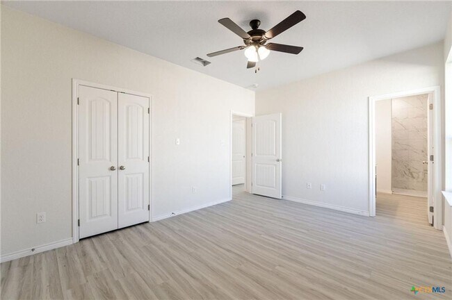 Building Photo - 508 Adley Ave