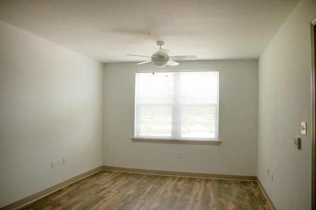 Bedroom - Bonne Terre Village