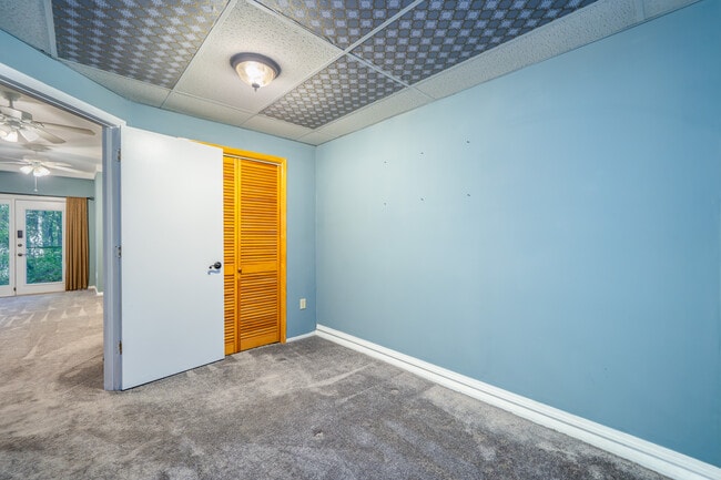 Building Photo - 305 Piney Mountain Dr