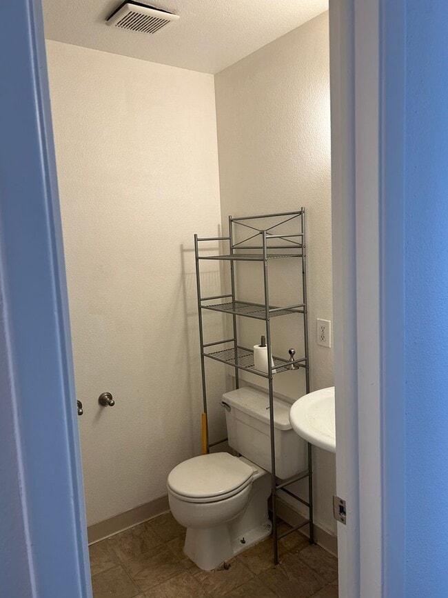 Building Photo - **SPARKS SINGLE STORY HOME**