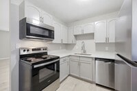 Building Photo - 4800 Hoyle Dr