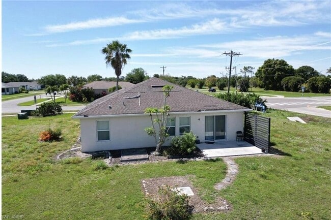 Building Photo - 261 Richmond Ave S