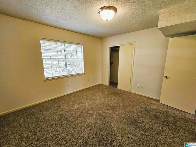 Building Photo - 3413 Sandner Ct
