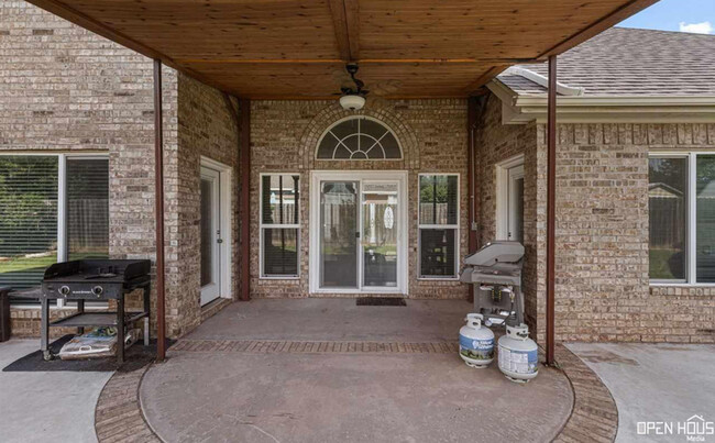 Building Photo - 3506 Rugby Ln