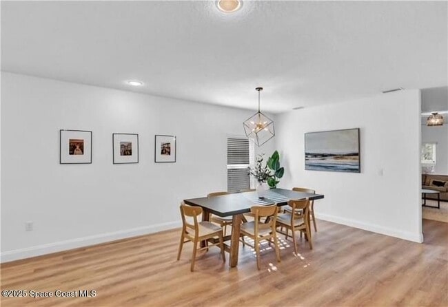 Building Photo - 610 22nd Ave