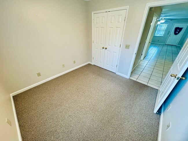 Building Photo - FOR LEASE- CONDO LOCATED IN A 55+ COMMUNITY!