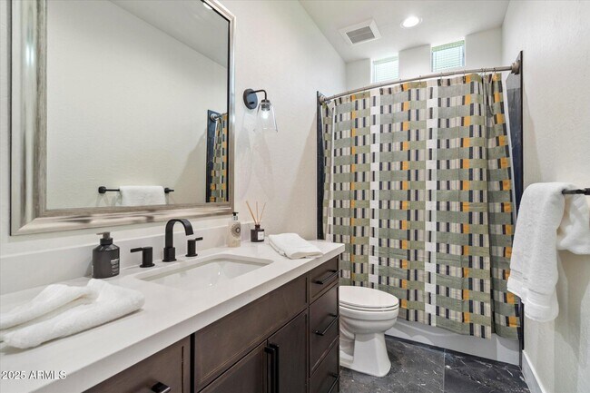 Building Photo - 8224 E Angel Spirit Dr