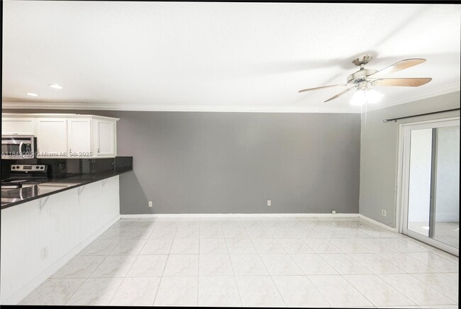 Building Photo - 2375 NW 123rd Ave