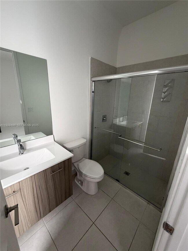 Building Photo - 4398 SW 173rd Ave