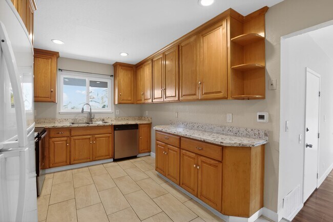 Building Photo - 4769 Renzo Ct