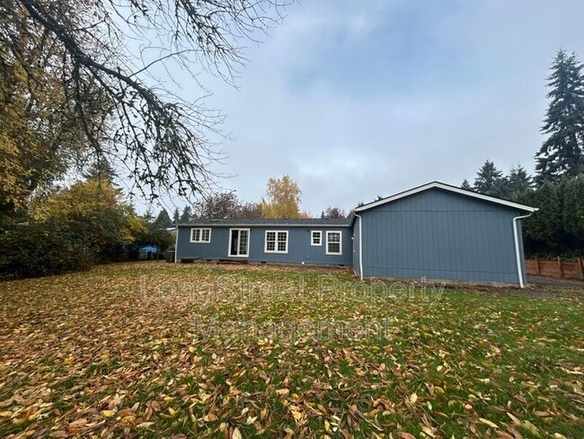 Building Photo - 2520 NW Robinhood St