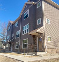 Building Photo - $1,900 | 3 Bedroom, 2.5 Bathroom Town Home...