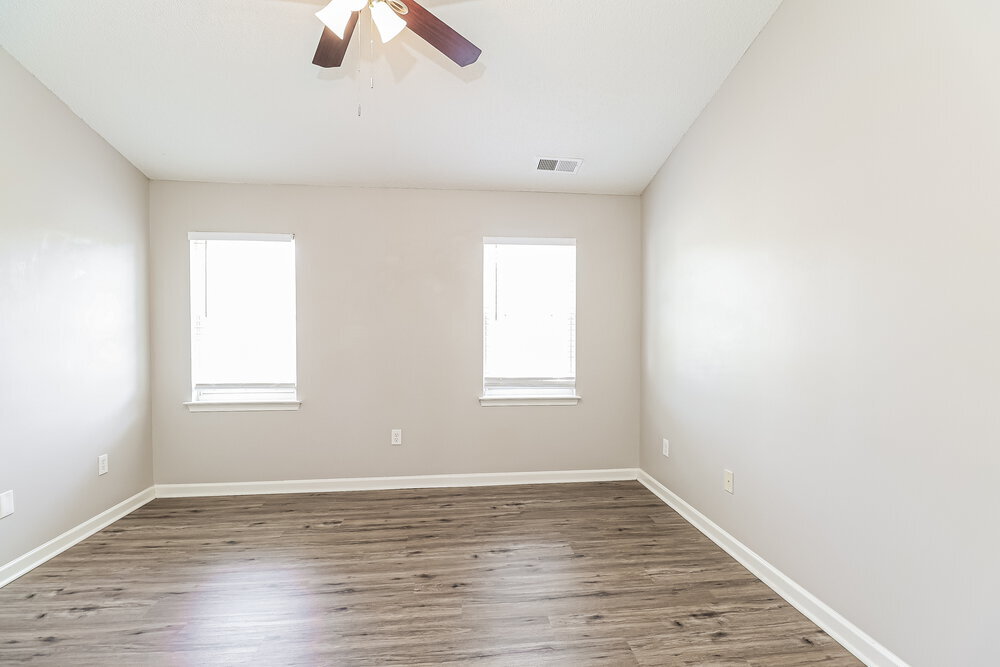 Building Photo - 112 Bluffton Rd