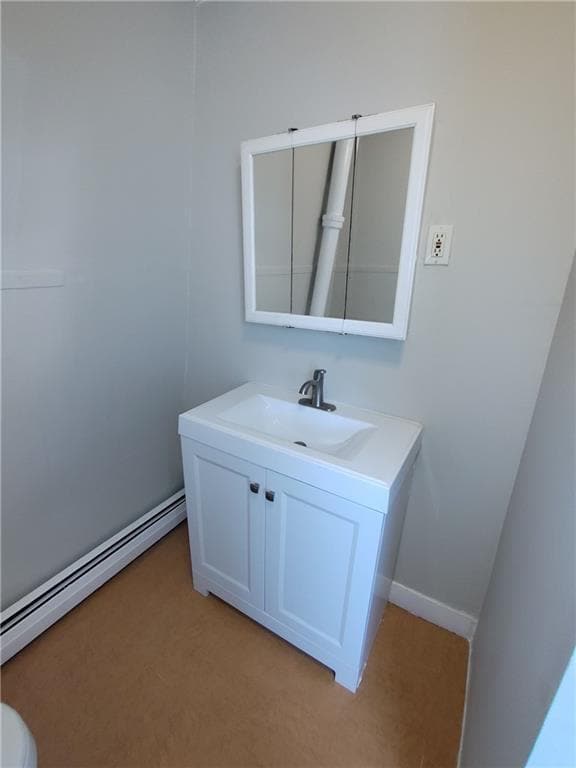 Building Photo - 672 Providence St