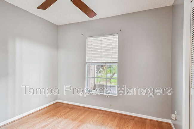 Building Photo - 16214 Pebblebrook Dr