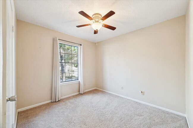 Building Photo - 22 Camberwell Ct