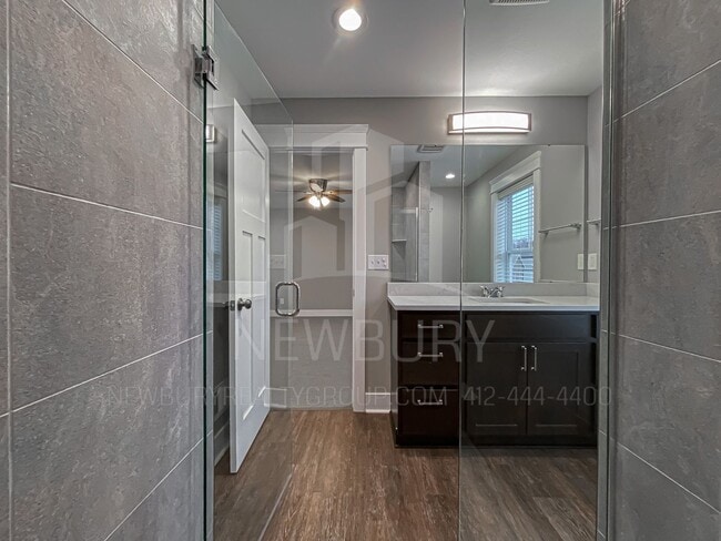 Building Photo - Be the First to Live in These Brand-New Luxury Homes — Now Pre-Leasing in Pittsburgh