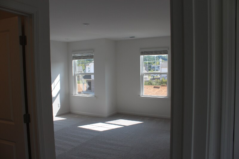 Building Photo - 145 Red Maple Wy