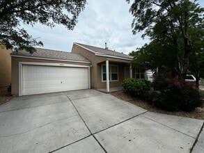 Building Photo - 10712 Stanley Dr NW