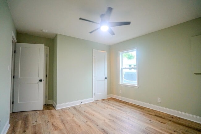 Building Photo - 1214 Forbes Ave