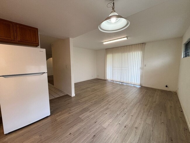 Building Photo - [4 Bed 2 Bath] Single Family Home with Large Backyard in Prime Aiea Location