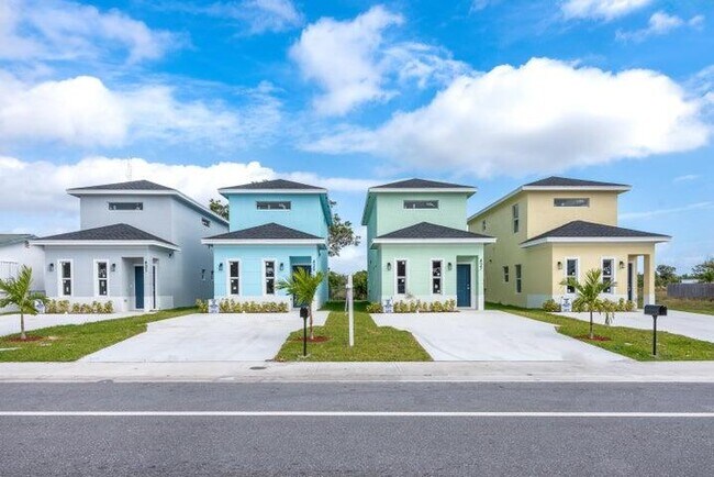 Building Photo - 425 NW 13th Ave