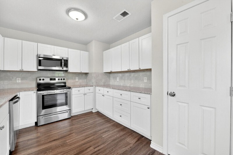 Building Photo - 317 Jones St