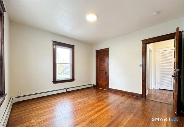 Building Photo - 341 Stanley St