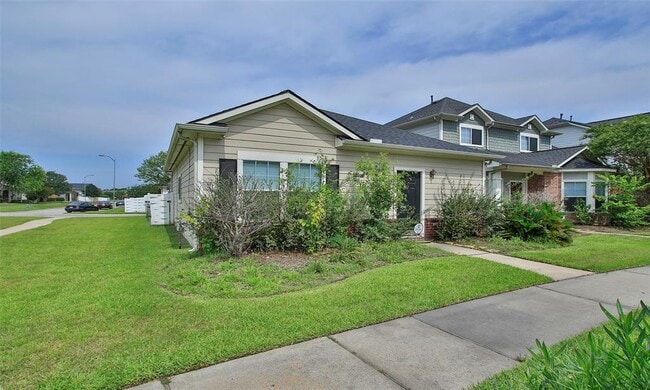 Building Photo - 3902 Mossy Pl Ln