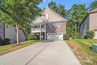 Building Photo - 13122 Oakhaven Glen Ln