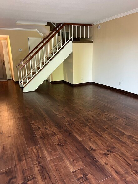 Building Photo - 19225 Index St