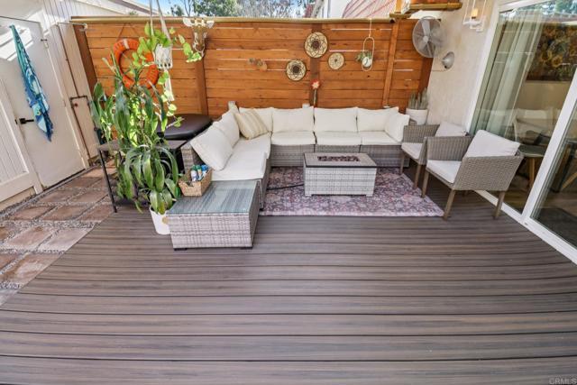 Building Photo - 2711 Via Festivo