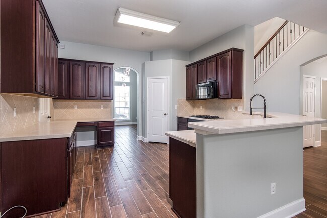 Building Photo - 16019 Portmanshire Ln