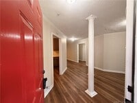 Building Photo - 412 Bubble Creek Ct