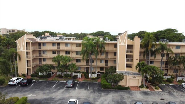 Building Photo - 14307 Bedford Dr