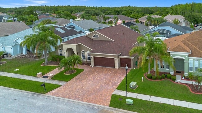 Building Photo - 10327 Meadow Crossing Dr