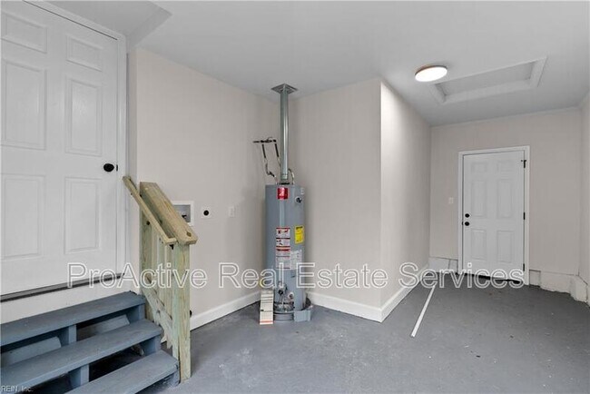 Building Photo - 3826 Abingdon Cir