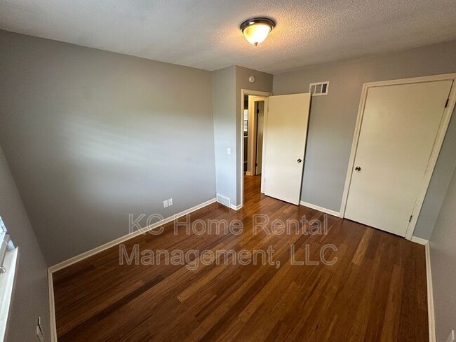 Building Photo - 10218 W 53rd St