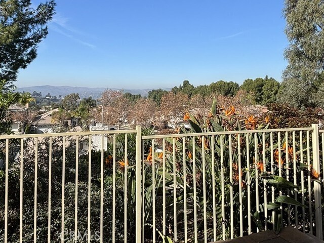 Building Photo - 1200 Goldenview Dr