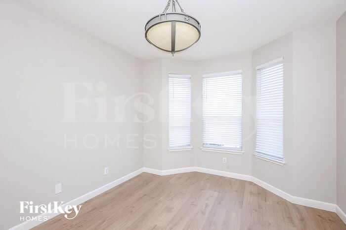 Building Photo - 9928 Cherry Hill Ln